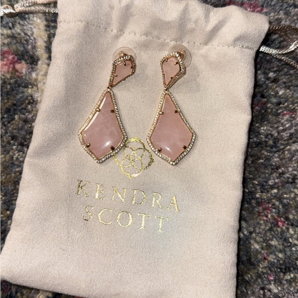Kendra Scott Blush Geometric Earrings